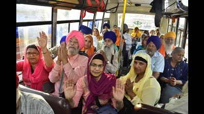 Sikh pilgrims leaving for Pakistan for the annual Baisakhi festival. Sikh pilgrims leaving for Pakistan for the annual Baisakhi festival.