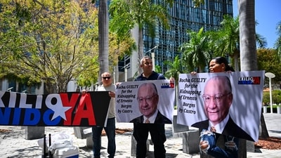 People protest demanding the "maximum sentence" for former US Ambassador to Bolivia, Victor Manuel Rocha, accused of spying for Cuba, outside the Wilkie D. Ferguson Jr. U.S. Courthouse in Miami on April 12. (AFP) People protest demanding the "maximum sentence" for former US Ambassador to Bolivia, Victor Manuel Rocha, accused of spying for Cuba, outside the Wilkie D. Ferguson Jr. U.S. Courthouse in Miami on April 12. (AFP)