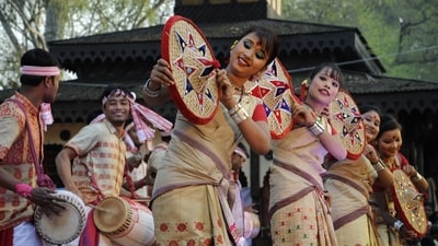 Happy Bohag Bihu 2024: Spanning over 7 days, Bohag Bihu is celebrated with different traditions and rituals on each day. (Photo: Parveen Kumar/HT) Happy Bohag Bihu 2024: Spanning over 7 days, Bohag Bihu is celebrated with different traditions and rituals on each day. (Photo: Parveen Kumar/HT)