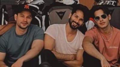 Shahid Kapoor, Kunal Kemmu, and Ishaan Khatter had shared pics from their Europe trip. Shahid Kapoor, Kunal Kemmu, and Ishaan Khatter had shared pics from their Europe trip.