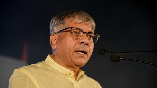VBA leader Prakash Ambedkar announced his support for Vishal Patil while addressing a public rally in Umred on Saturday. (HT FILE)