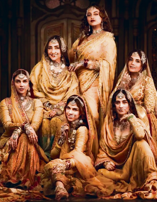 Sanjay Leela Bhansali’s Heeramandi premieres on May 1. ‘There is no downside to more hours of Sanjay. I can’t wait to lose myself in his flamboyant diamond bazaar. But I’m always rooting for new voices. May those also shine,’ Chopra says. Sanjay Leela Bhansali’s Heeramandi premieres on May 1. ‘There is no downside to more hours of Sanjay. I can’t wait to lose myself in his flamboyant diamond bazaar. But I’m always rooting for new voices. May those also shine,’ Chopra says.