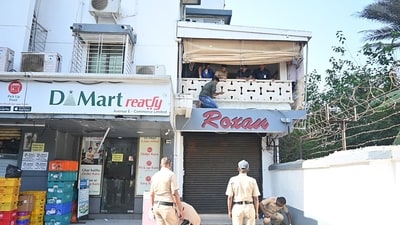 Police and forensic team collect evidence after two unidentified people opened fire outside the house of Bollywood actor Salman Khan, at Bandra (ANI) Police and forensic team collect evidence after two unidentified people opened fire outside the house of Bollywood actor Salman Khan, at Bandra (ANI)