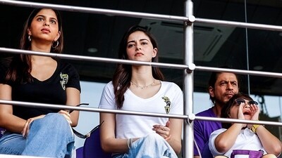 Kolkata Knight Riders (KKR) co-owner and Bollywood actor Shah Rukh Khan, his son Abram Khan, daughter Suhana Khan and actress Ananya Panday watch the match against Lucknow Super Giants at Eden Gardens in Kolkata. (KKR Twitter) Kolkata Knight Riders (KKR) co-owner and Bollywood actor Shah Rukh Khan, his son Abram Khan, daughter Suhana Khan and actress Ananya Panday watch the match against Lucknow Super Giants at Eden Gardens in Kolkata. (KKR Twitter)