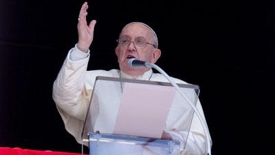Pope Francis (via REUTERS)