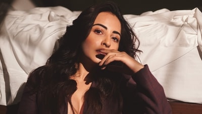 Actor Niyati Fatnani Actor Niyati Fatnani