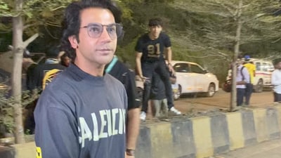 Rajkummar Rao opted for a comfortable outfit consisting of an oversized t-shirt and jeans. Rajkummar Rao opted for a comfortable outfit consisting of an oversized t-shirt and jeans.