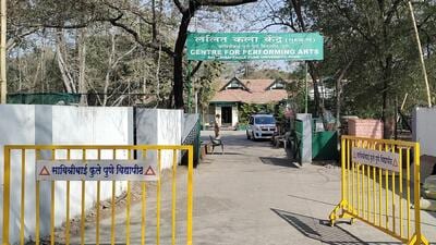 University officials said that the fact-finding committee is headed by retired district judge Shri Krishna Panse and actor Praveen Tarde, and comprises principal professor Devidas Waydande; SPPU senate members Vinayak Ambekar and Dr Jyoti Bhakere; principal Kranti Deshmukh; and university in-charge registrar Vijay Khare as members. (HT FILE) University officials said that the fact-finding committee is headed by retired district judge Shri Krishna Panse and actor Praveen Tarde, and comprises principal professor Devidas Waydande; SPPU senate members Vinayak Ambekar and Dr Jyoti Bhakere; principal Kranti Deshmukh; and university in-charge registrar Vijay Khare as members. (HT FILE)