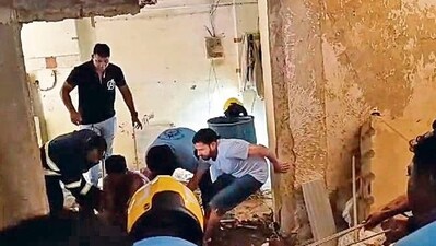 Slab collapse kills 2, injures 1 during unpermitted house renovation Slab collapse kills 2, injures 1 during unpermitted house renovation