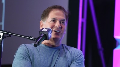 Billionaire entrepreneur Mark Cuban seemingly takes a swipe at Donald Trump as Shark Tank star reveals how much he pays in taxes to the IRS (Jack Plunkett/Invision/AP) Billionaire entrepreneur Mark Cuban seemingly takes a swipe at Donald Trump as Shark Tank star reveals how much he pays in taxes to the IRS (Jack Plunkett/Invision/AP)