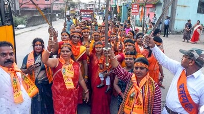Women hold swords during a procession ahead of Rama Navami, in Ranchi. (ANI) Women hold swords during a procession ahead of Rama Navami, in Ranchi. (ANI)