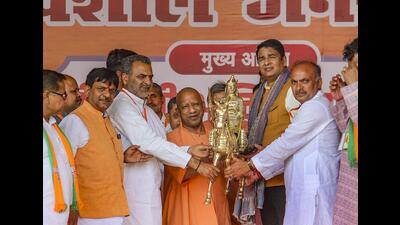 Both Sanjeev Baliyan and Sangeet Som shared the dais with chief minister Yogi Adityanath at a rally in Sardana, in Meerut district, on April 10. (PTI) Both Sanjeev Baliyan and Sangeet Som shared the dais with chief minister Yogi Adityanath at a rally in Sardana, in Meerut district, on April 10. (PTI)