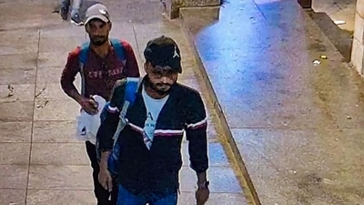 Men who allegedly opened fire outside the residence of Bollywood actor Salman Khan. (PTI)