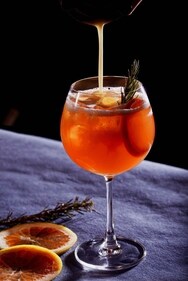 Gin Kiss Gin Kiss