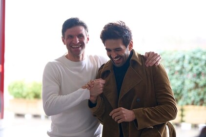 Kartik Aaryan with Thomas Müller Kartik Aaryan with Thomas Müller