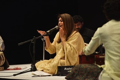 Singer Sharmishtha Chatterjee (Instagram) Singer Sharmishtha Chatterjee (Instagram)