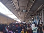 WR scrambles to accommodate migrant labour exodus from Udhna, Surat WR scrambles to accommodate migrant labour exodus from Udhna, Surat