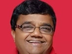Kollywood ofers condolences as Dwarakish dies at 81. Kollywood ofers condolences as Dwarakish dies at 81.