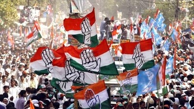 Congress flags waves at rallies