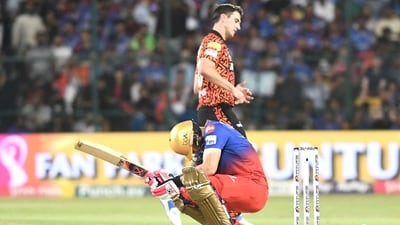 Royal Challengers Bengaluru's skipper Faf du Plessis reacts during the match against Sunrisers Hyderabad in IPL 2024 (ANI  )