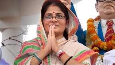 Dhananjay Singh’s wife Shrikala is a BSP candidate from Jaunpur (File) Dhananjay Singh’s wife Shrikala is a BSP candidate from Jaunpur (File)