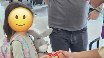 Mark Ross-Smith lauded Etihad Airways for the sweet gesture towards his six-year-old daughter. (X/@drdoot) Mark Ross-Smith lauded Etihad Airways for the sweet gesture towards his six-year-old daughter. (X/@drdoot)