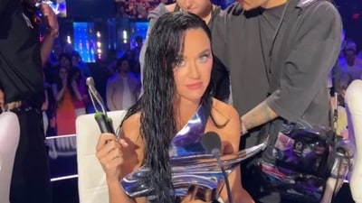 American Idol Judge Katy Perry's dress broke off during the episode filming. (@katyperry )