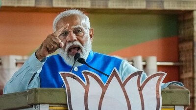 Mysuru: Prime Minister Narendra Modi addresses an election campaign rally ahead of Lok Sabha election, in Mysuru, Sunday, April 14, 2024. (PTI Photo/Shailendra Bhojak) (PTI04_14_2024_000323B) (PTI) Mysuru: Prime Minister Narendra Modi addresses an election campaign rally ahead of Lok Sabha election, in Mysuru, Sunday, April 14, 2024. (PTI Photo/Shailendra Bhojak) (PTI04_14_2024_000323B) (PTI)