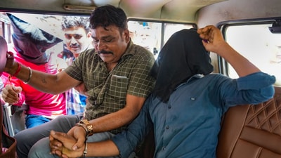 One of the accused who opened fire outside Bollywood actor Salman Khan's residence being produced at Esplanade court in Mumbai on Tuesday. (PTI) One of the accused who opened fire outside Bollywood actor Salman Khan's residence being produced at Esplanade court in Mumbai on Tuesday. (PTI)