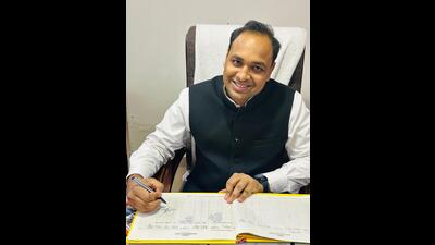 Yogesh Dilhor is currently posted as chief executive officer of Subathu and Jutogh cantonments in Himachal Pradesh. (HT Photo) Yogesh Dilhor is currently posted as chief executive officer of Subathu and Jutogh cantonments in Himachal Pradesh. (HT Photo)