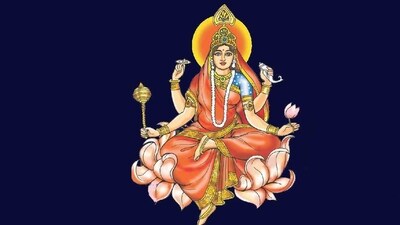 Who is Maa Siddhidatri? The goddess with her four hands holds Chakra, Shankh, Trishul and Gada. The goddess is known to be the creator of the trinity of Gods (Pinterest) Who is Maa Siddhidatri? The goddess with her four hands holds Chakra, Shankh, Trishul and Gada. The goddess is known to be the creator of the trinity of Gods (Pinterest)
