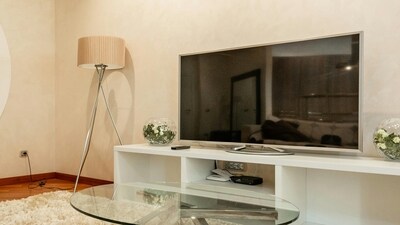 Amazon Grand Festive Sale 2024: Top discounts on TVs that will ensure you find a great deal for your next screen. (Pexels)