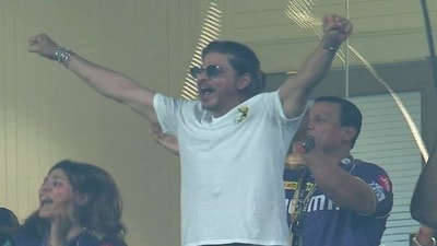 Shah Rukh Khan had a gala time at the IPL match between RR and KKR Shah Rukh Khan had a gala time at the IPL match between RR and KKR