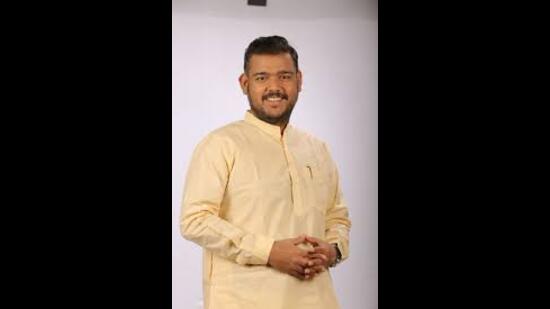Vishal Patil, the grandson of former Maharashtra chief minister Vasantdada Patil, filed another nomination paper on Tuesday and spoke about the rebellious streak ingrained in Sangli’s political history. (HT PHOTo)