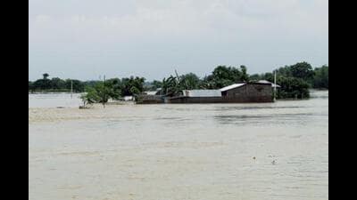 An inundated village at Bahadurganj in Kishanganj, a district where flood is a perennial problem. (HT photo) An inundated village at Bahadurganj in Kishanganj, a district where flood is a perennial problem. (HT photo)
