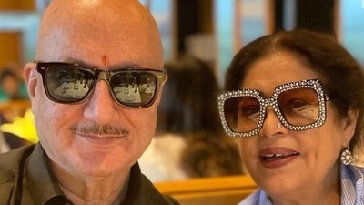 Anupam Kher reveals why Kirron Kher isn't contesting Lok Sabha elections 2024 Anupam Kher reveals why Kirron Kher isn't contesting Lok Sabha elections 2024