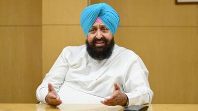 BAJWA GOES BALLISTIC:During an interaction at HT in Mohali on Wednesday, Congress leader Partap Singh Bajwa was unsparing in his criticism of BJP and the AAP. (Ravi Kumar/HT)
