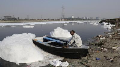 Delhi generates 792 million gallons per day (MGD) of sewage at present, but the existing capacity of Delhi’s STPs is only 632 MGD (HT Archive) Delhi generates 792 million gallons per day (MGD) of sewage at present, but the existing capacity of Delhi’s STPs is only 632 MGD (HT Archive)