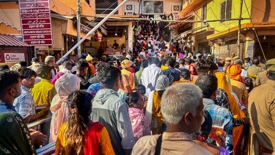 On Ram Navami, young girls, representing the nine forms of the goddess Durga, are offered gifts and prasad. (PTI) On Ram Navami, young girls, representing the nine forms of the goddess Durga, are offered gifts and prasad. (PTI)