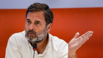 Ghaziabad: Congress leader Rahul Gandhi speaks during a joint press conference with Samajwadi Party President Akhilesh Yadav. (PTI) Ghaziabad: Congress leader Rahul Gandhi speaks during a joint press conference with Samajwadi Party President Akhilesh Yadav. (PTI)