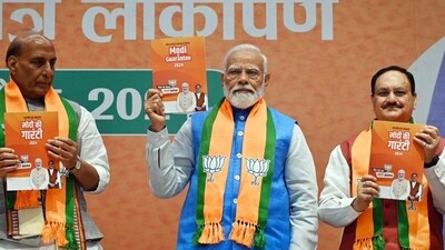 Prime Minister Narendra Modi during the launch of the BJP's ‘Sankalp Patra’ for the Lok Sabha elections, in New Delhi on Sunday. (Ajay Aggarwal/ HT Photo) Prime Minister Narendra Modi during the launch of the BJP's ‘Sankalp Patra’ for the Lok Sabha elections, in New Delhi on Sunday. (Ajay Aggarwal/ HT Photo)