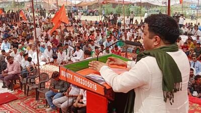Thousands from the Rajput community in western Uttar Pradesh took part in the meeting on Wednesday and vowed to not give votes to the Bharatiya Janata Party (BJP) in 2024 Lok Sabha. (Sakib Ali/HT Photo)