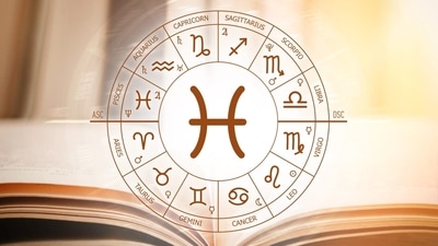 Pisces Daily Horoscope Today, April 18,2024:  Avoid big financial decisions today and minor health issues may exist.