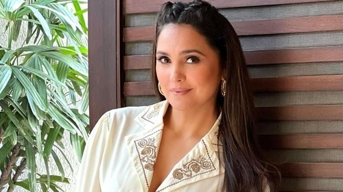 Lara Dutta as Kaikeyi Lara Dutta as Kaikeyi