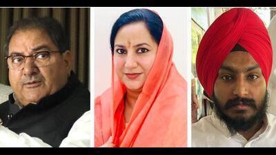 Abhay Singh Chautala, Sunaina Chautala and Gurpreet Singh. (HT Photo) Abhay Singh Chautala, Sunaina Chautala and Gurpreet Singh. (HT Photo)