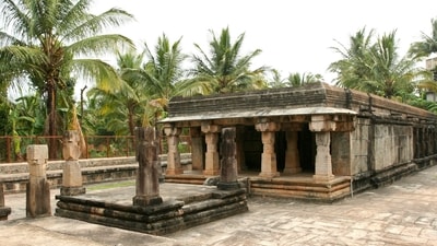 Jain Temple at Sultan Bathery, Wayanad, Kerala, India (Joseph Lazer/Wikimedia Commons) Jain Temple at Sultan Bathery, Wayanad, Kerala, India (Joseph Lazer/Wikimedia Commons)