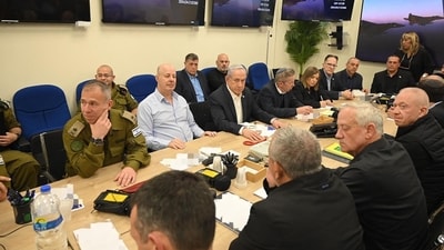 Israel's Prime Minister Benjamin Netanyahu (C) during a War Cabinet meeting at the Kirya in Tel Aviv. (AFP file photo) Israel's Prime Minister Benjamin Netanyahu (C) during a War Cabinet meeting at the Kirya in Tel Aviv. (AFP file photo)