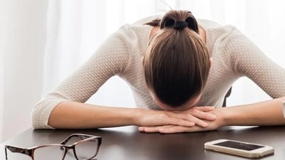 The combination of low thyroid hormone levels, blood sugar, insulin resistance and cortisol levels does not allow the body to use energy effectively, leading to fatigue. (Shutterstock) The combination of low thyroid hormone levels, blood sugar, insulin resistance and cortisol levels does not allow the body to use energy effectively, leading to fatigue. (Shutterstock)