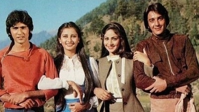 Poonam Dhillon was seen with Kumar Gaurav, Rati Agnihotri and Sanjay Dutt in another throwback picture. They were all dressed in retro looks of the 80s. Poonam Dhillon was seen with Kumar Gaurav, Rati Agnihotri and Sanjay Dutt in another throwback picture. They were all dressed in retro looks of the 80s.