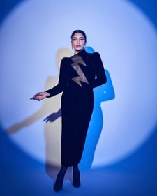 Bhumi Pednekar in a Fall/Winter 1989 Thierry Mugler archival runway dress (Photo: Instagram) Bhumi Pednekar in a Fall/Winter 1989 Thierry Mugler archival runway dress (Photo: Instagram)